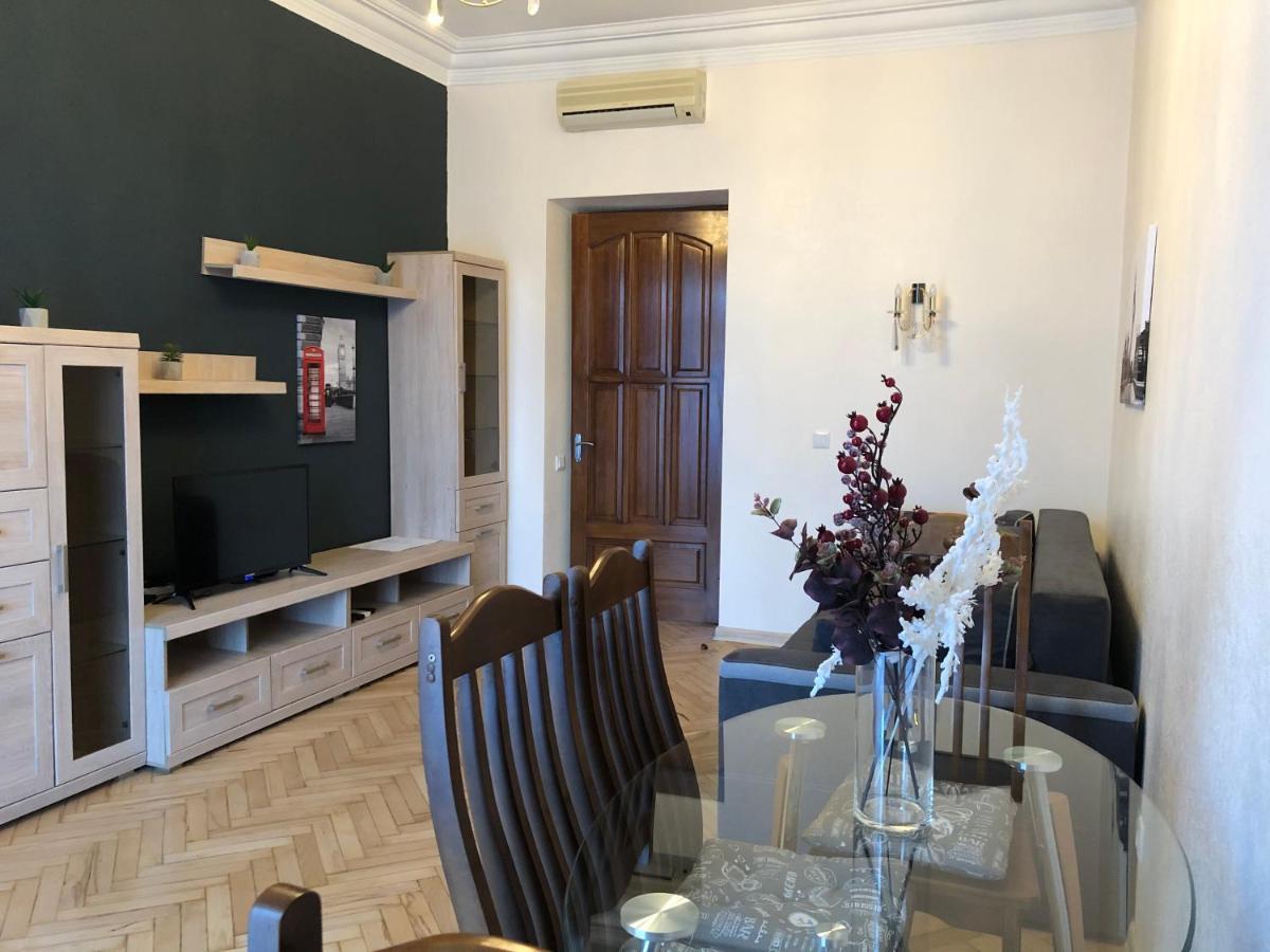 Freddies Apartment Kiev Exterior foto